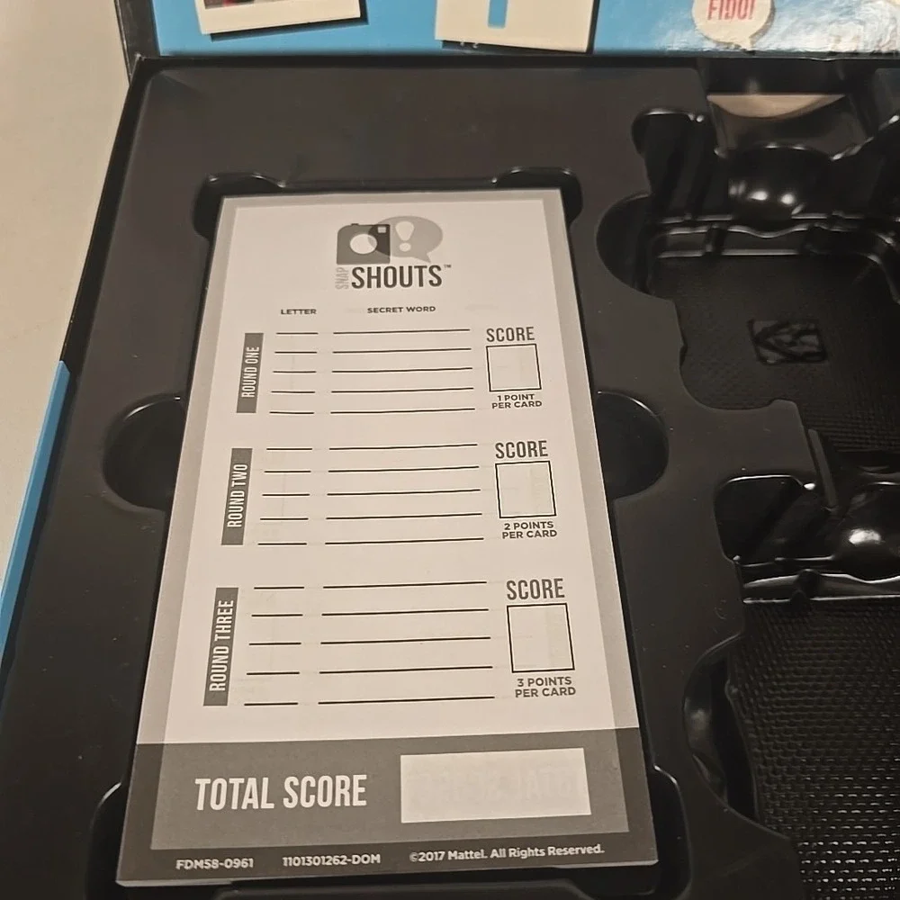 SNAPSHOUTS Very Verbal Party Game 8+, 3-6 Players‎ Word Picture Match